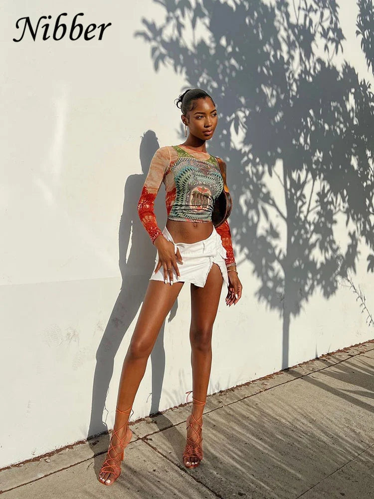 Gallery Muse Long Sleeve Crop Top